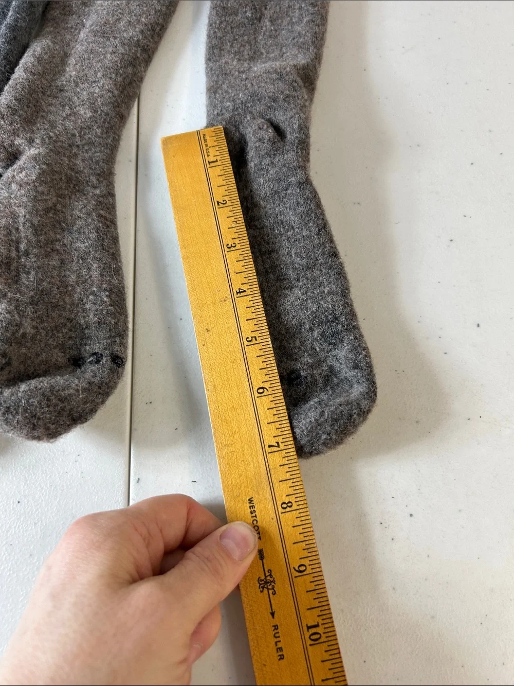 Soft Wool-Blend‎ Crew Socks in Gray and Brown